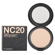 MAC STUDIO FIX POWDER PLUS FOUNDATION NC20 15G
