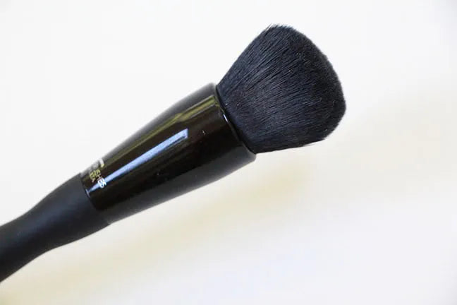 IT VELVET LUXE FOUNDATION BRUSH